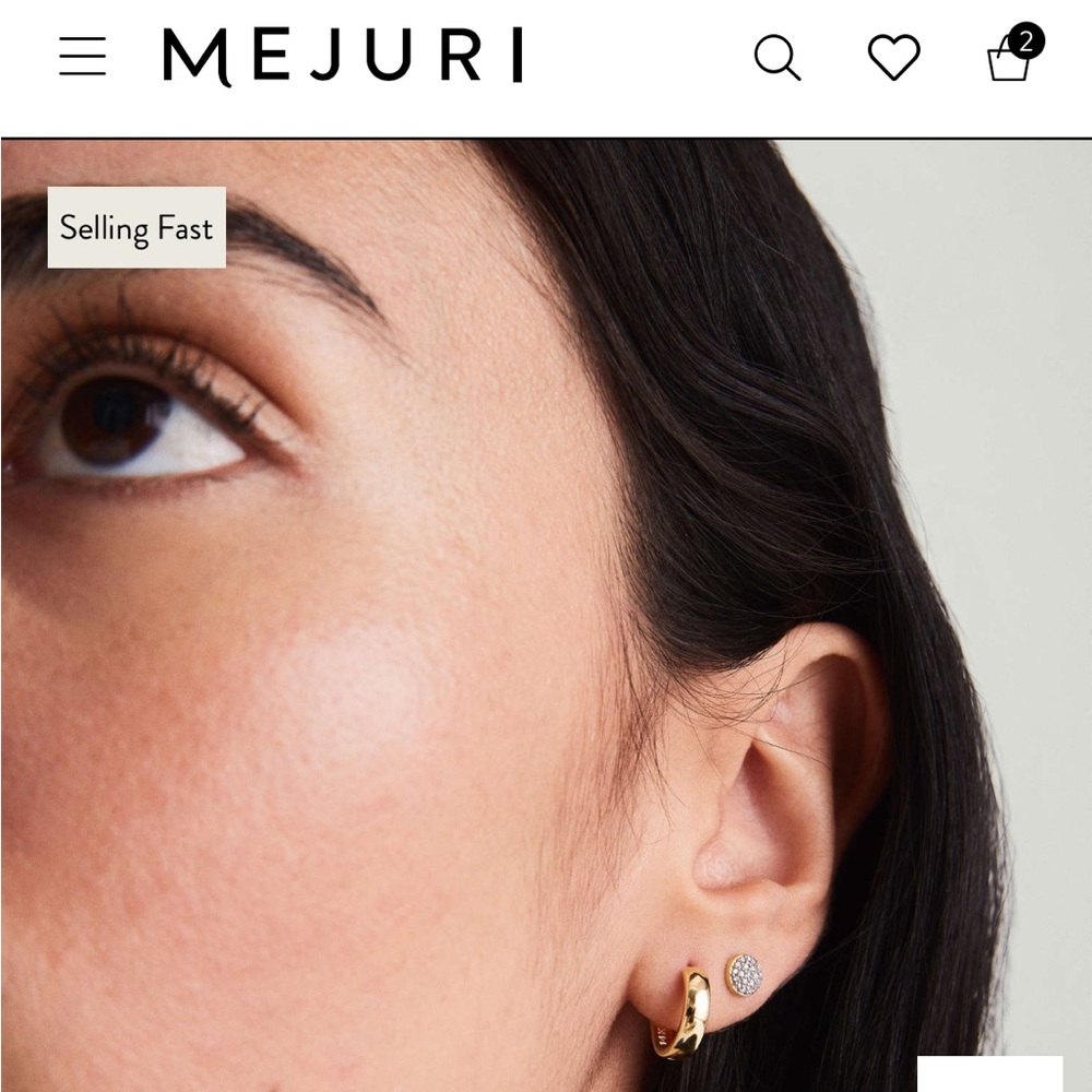 Mejuri 14k Bold gold huggie earrings